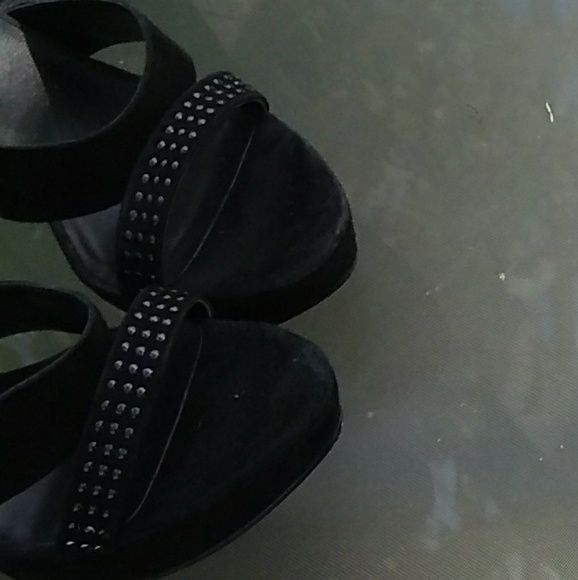 Strappy Black Heels - Picture 4 of 7